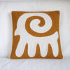 Coussins-en-laine-feutrée---Argali-caramel4