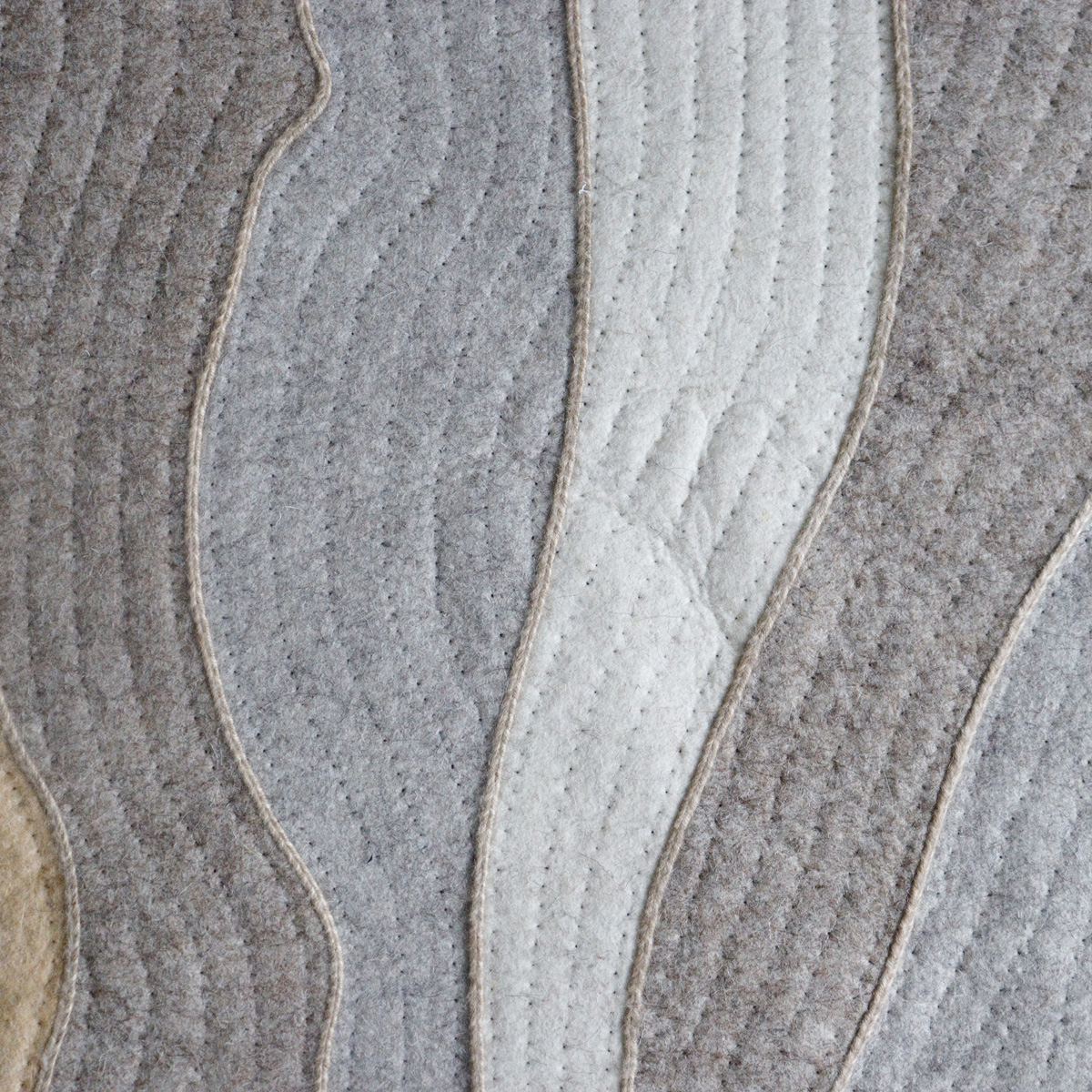 tapis-en-laine-feutrée---gatmar7